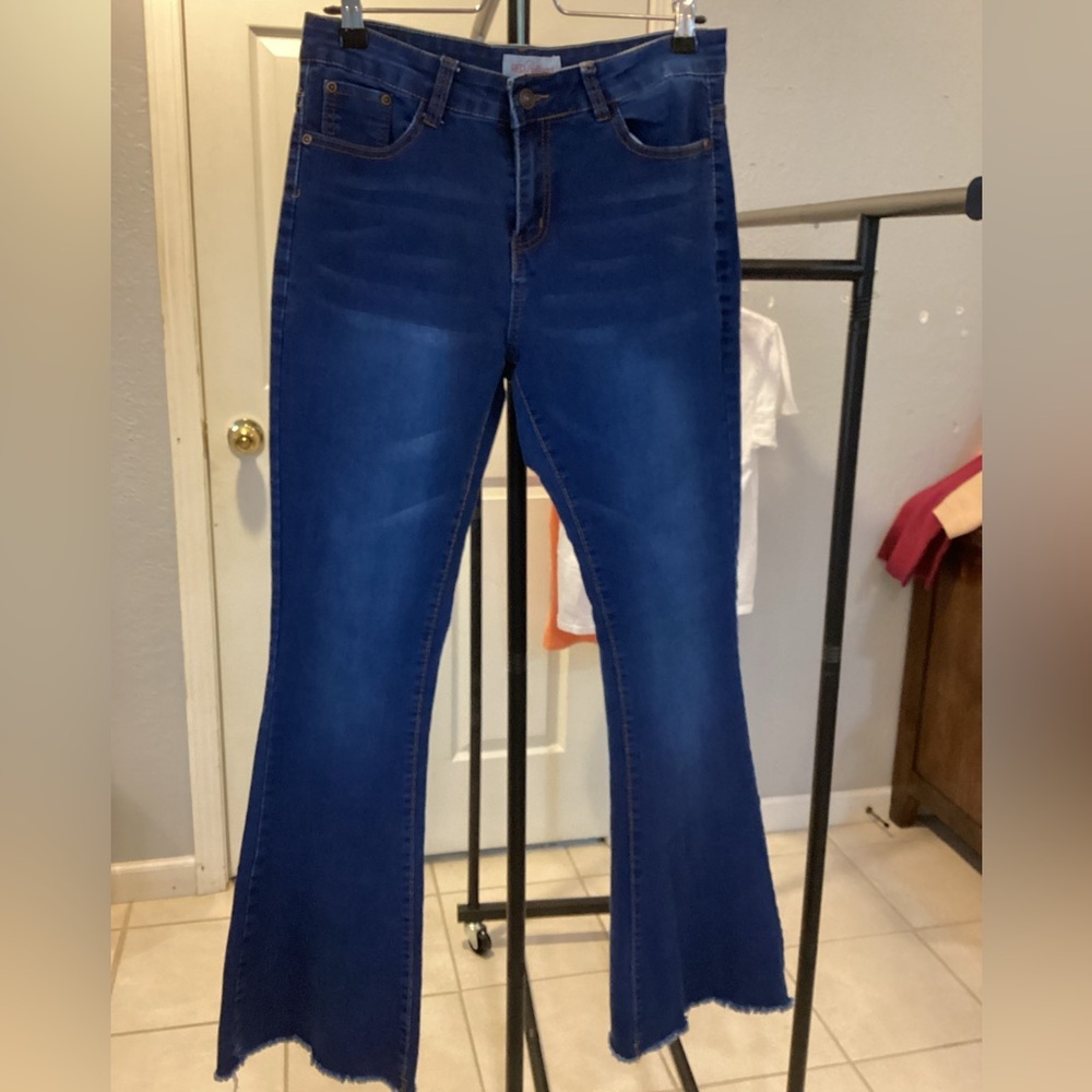 🖤 Red Bottom Flare Women's Jeans